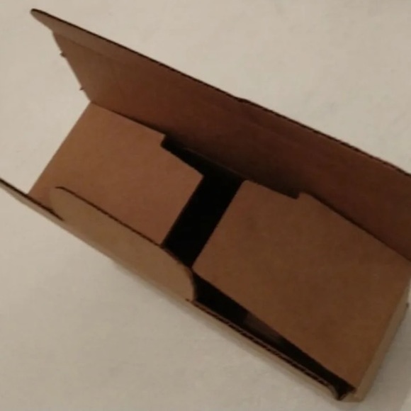 50x small security boxes 9”x6”x3” ONE FULL CASE - Picture 2 of 6